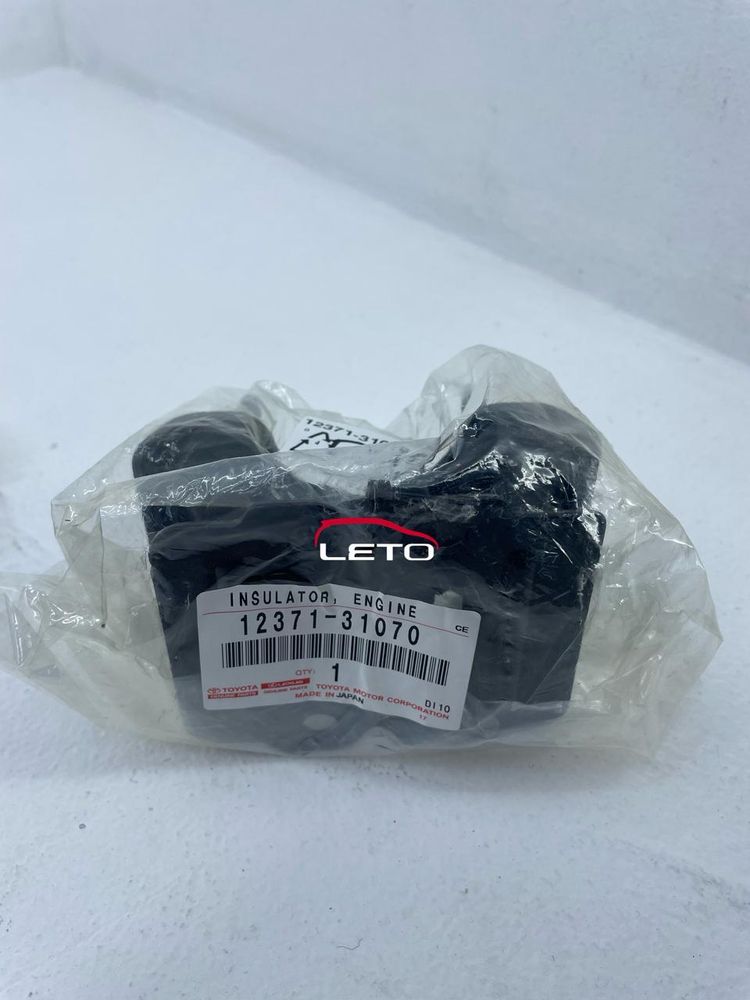 Подушка двигателя задняя 12371-31070 1237131070 Подушка двигателя задняя 12371-31070 1237131070