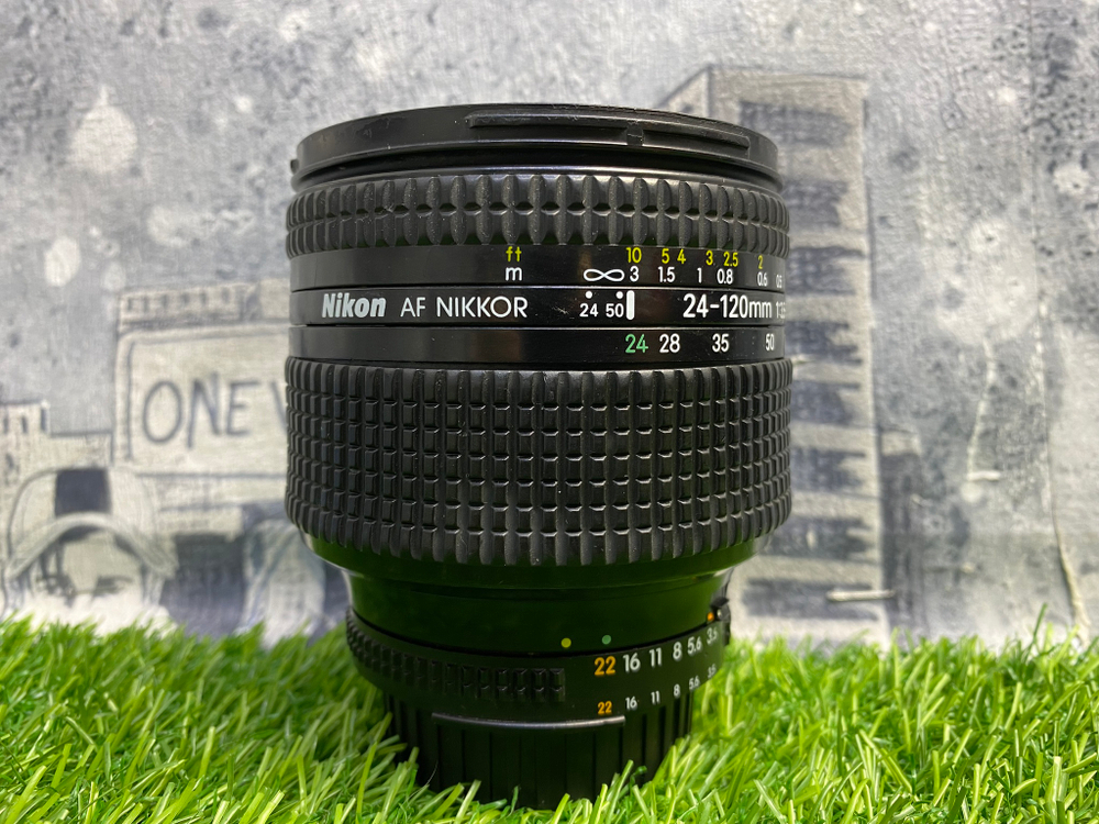 Nikon 24-120mm 3.5-5.6D IF Zoom-Nikkor