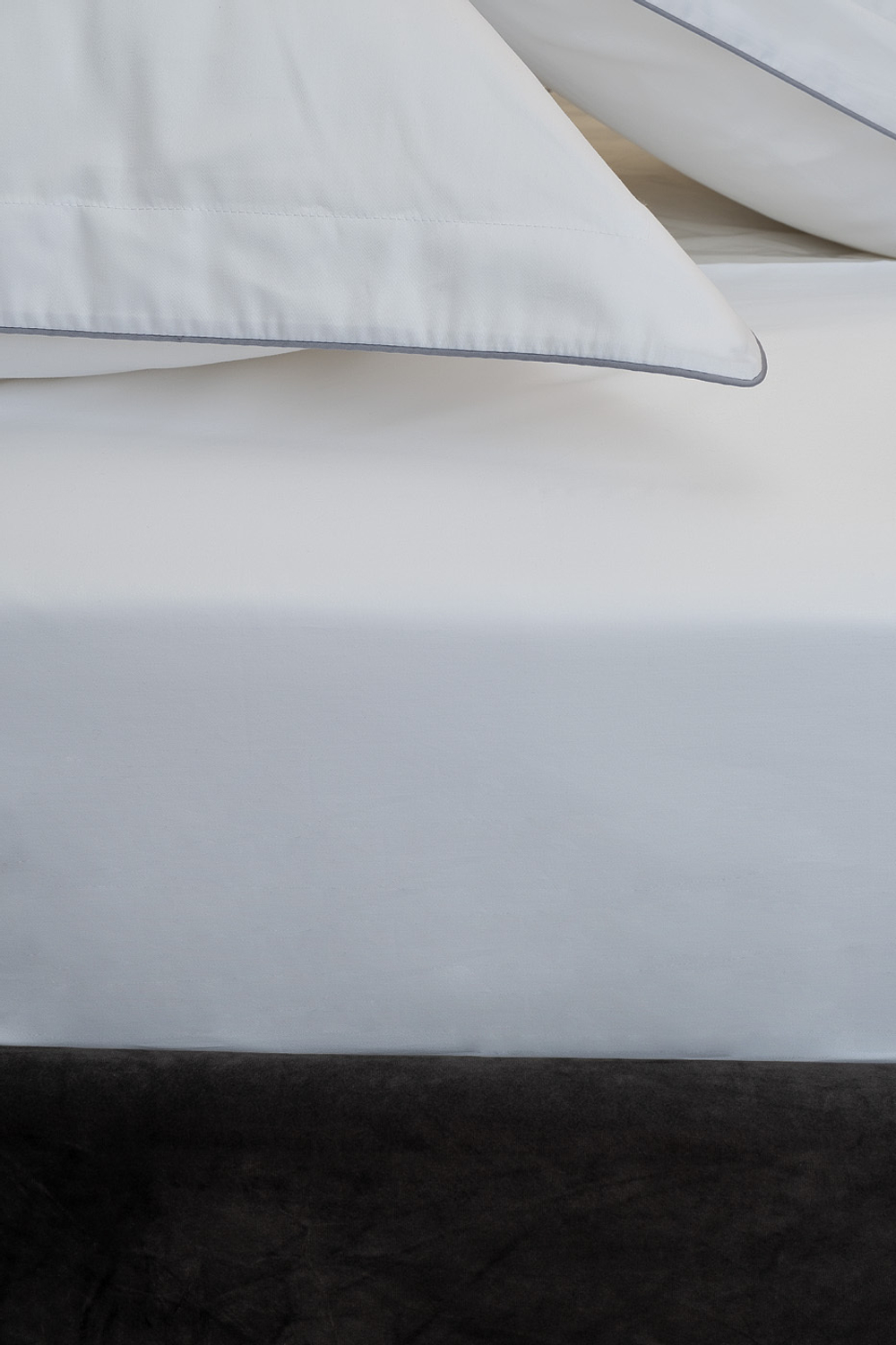 Простыня 240x250 Garda Decor белая