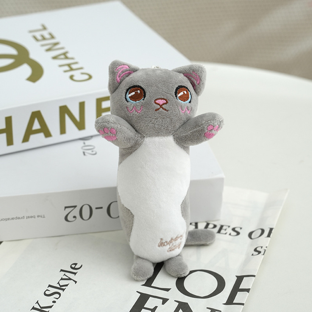 Мягкий брелок "Кот-батон"