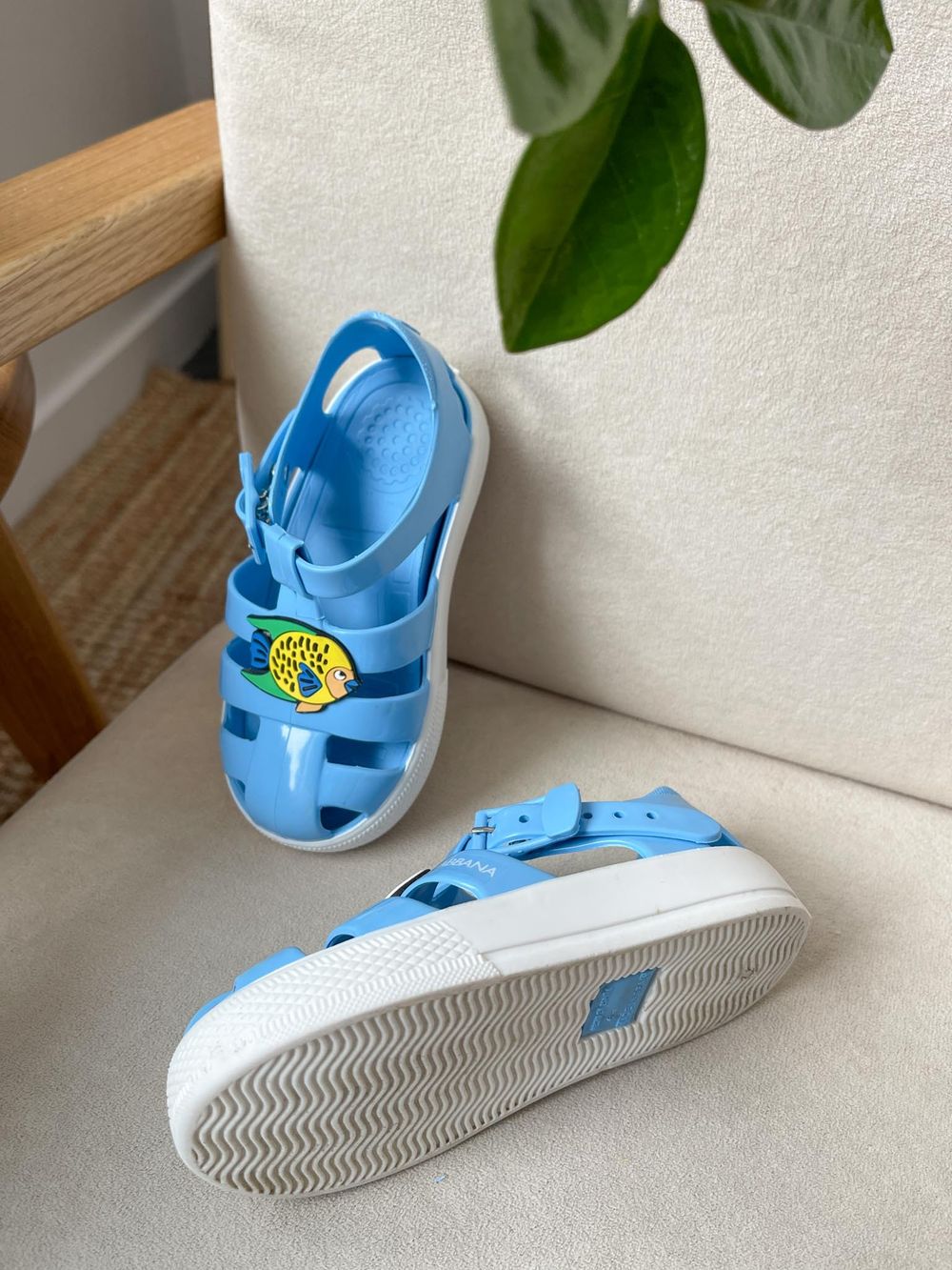 Сандалии Dolce&Gabbana, 23