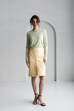 Юбка из эко-кожи с разрезом миди лимонная