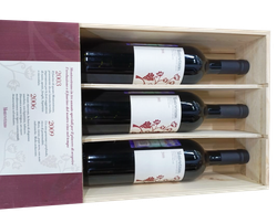 Montevetrano, Set Montevetrano 3 bottles Vintage 2003 - 2006 - 2009 in wooden case