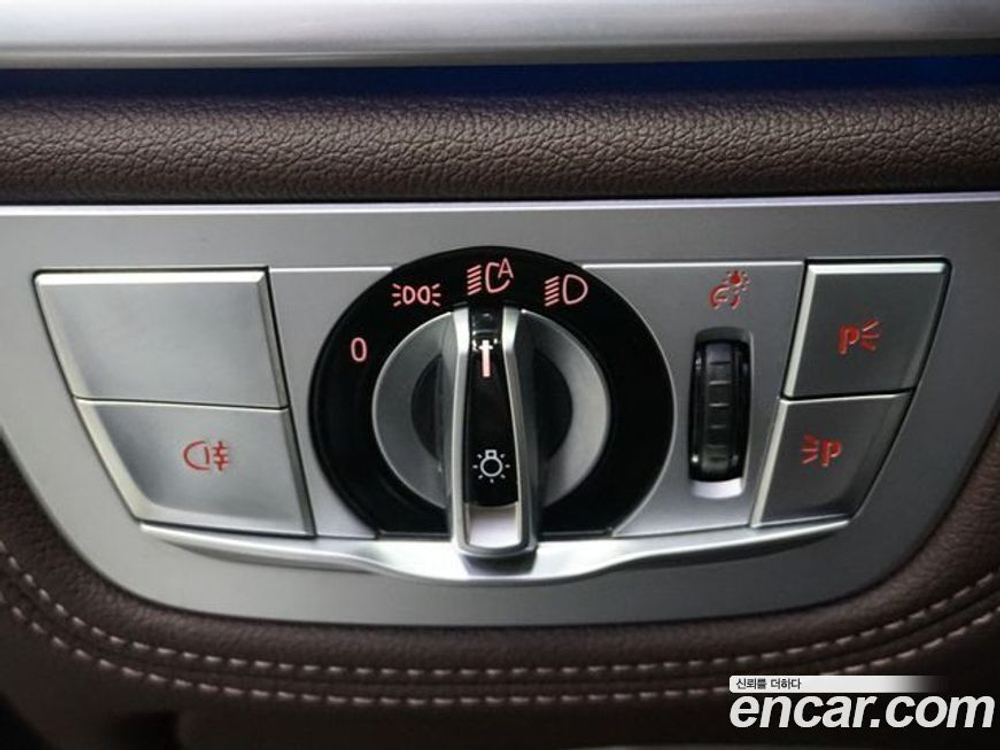 BMW 7 Series (G11) 740i Design Pure Excellence (05.2020)