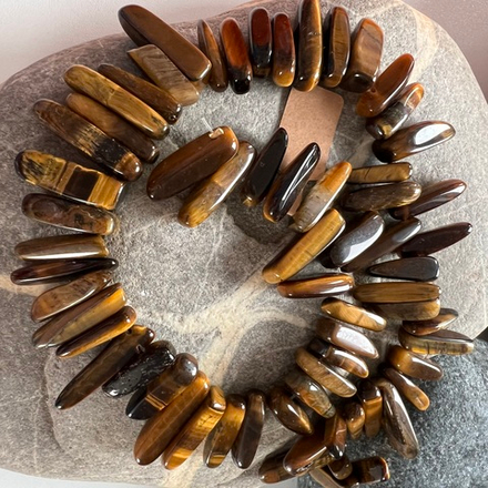 Тигровый глаз. Камни для изделий на заказ. Цена зависит от вида заказанного изделия