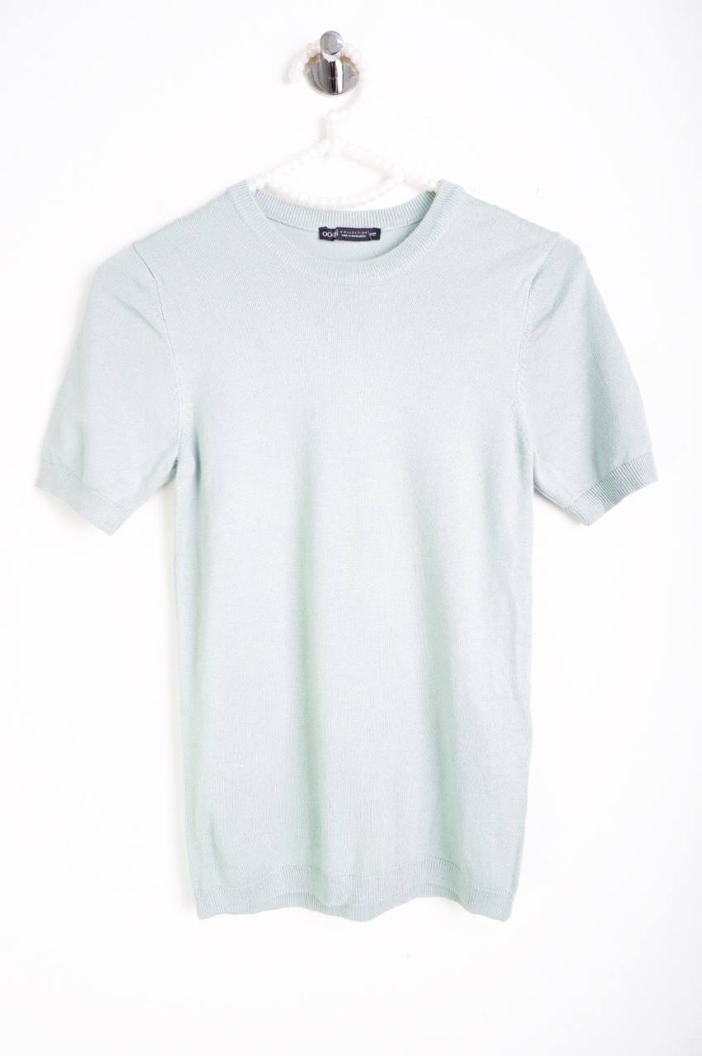 Джемпер Oggi приятного оттенка, маркировка XXS, визуально на 40/42 размер