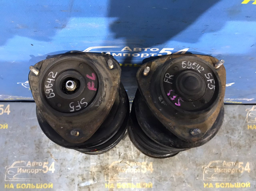 Стойка передняя левая SUBARU FORESTER 1997-2002