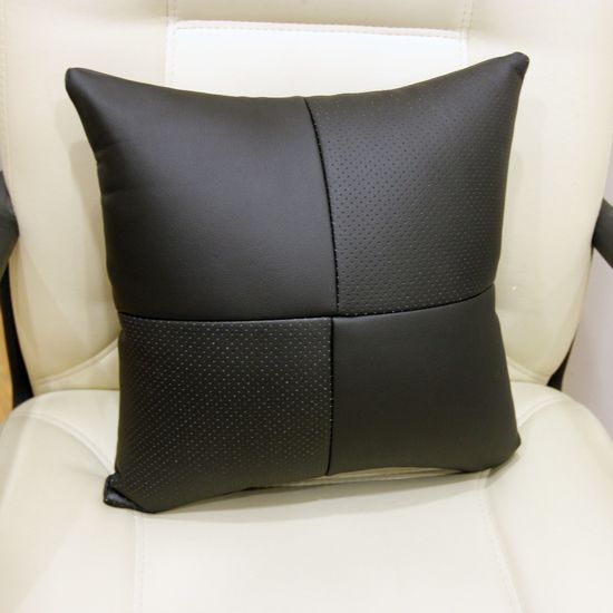 Автомобильная подушка в салон из экокожи