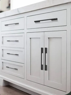 Ручка мебельная А 210 мм (192) черная 4 шт.