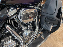 CVO Limited 117 Harley-Davidson 2021 Royal Purple Fade & Royal Black