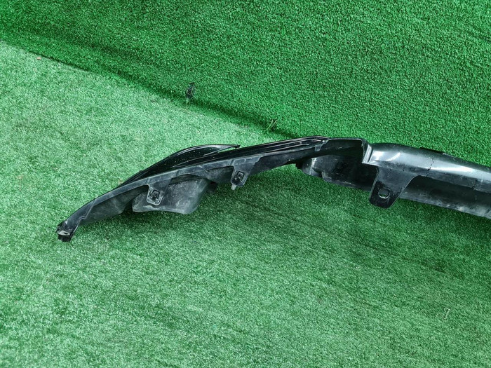 Решетка переднего бампера Toyota Camry xv70 20-нв