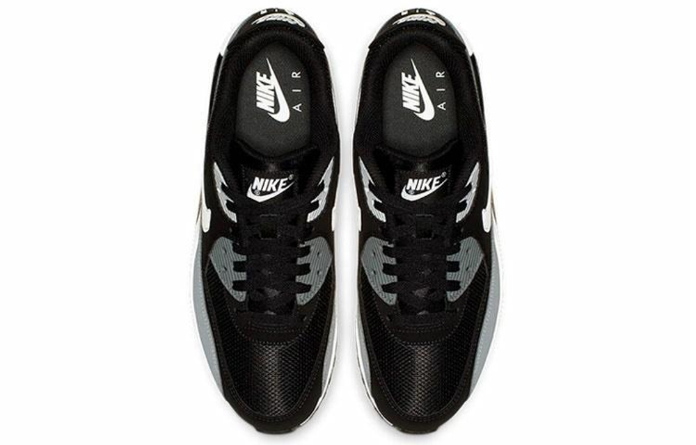 Кроссовки Nike Air Max 90 Essential