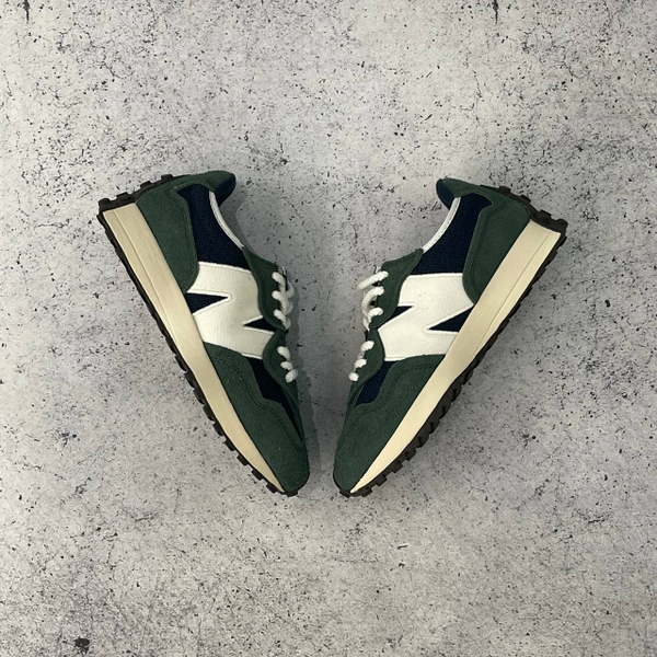 Кроссовки New Balance 327 green/white/navy