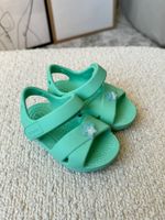 Новые сандалии Crocs, 20