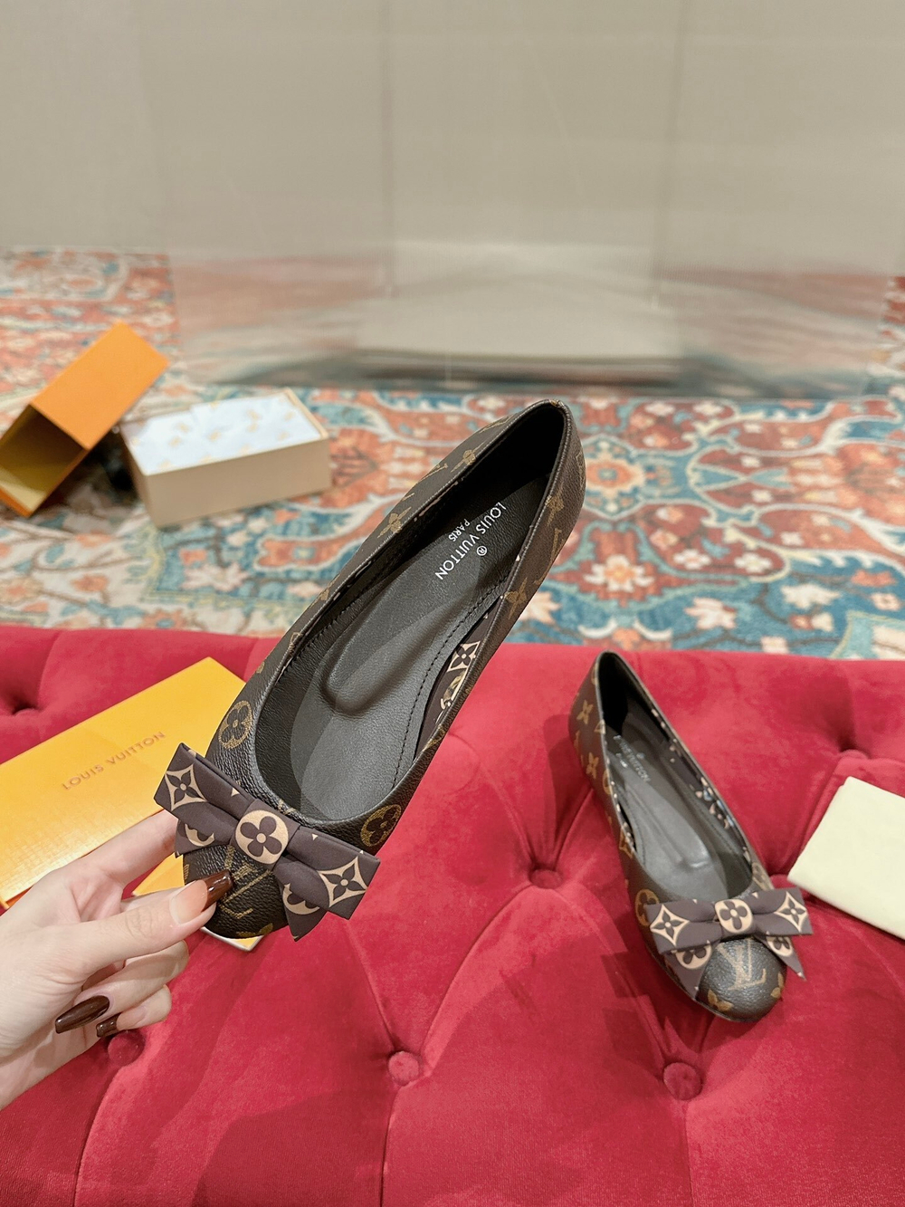 Louis Vuitton Flats (4 colors)