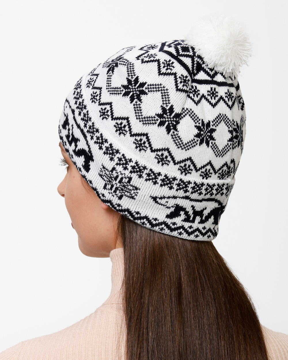 Женская шапка PRIVAL  с отворотом АРКТИКА белый