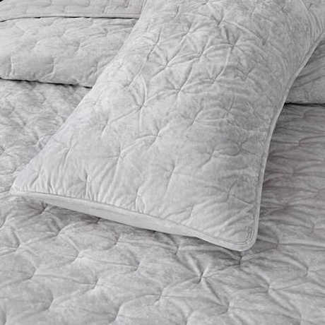 Покрывало 240x260 Sofi De MarkO Алира светло-серое