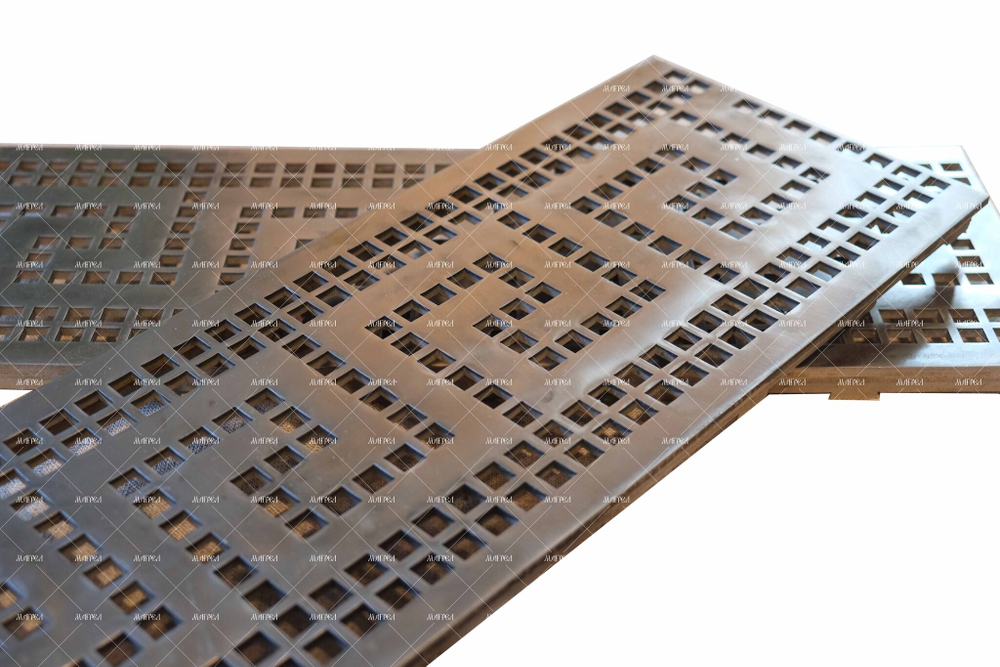 Решетка радиатора латунная