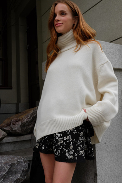 Объемный свитер “Cozy”