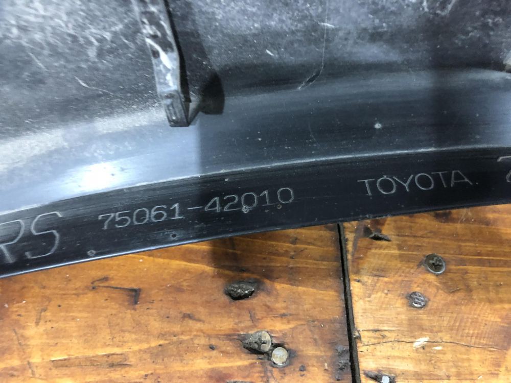 Расширитель арки двери задней Toyota RAV4 V (XA50) 18-нв Б/У Оригинал 7506142010