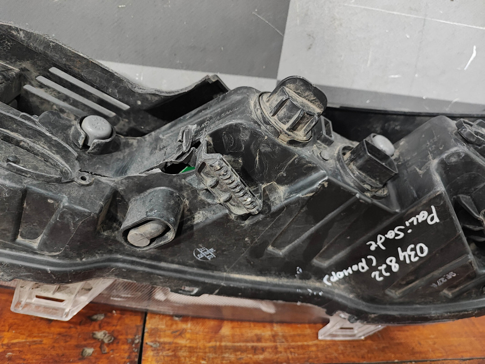 Фара ДХО правая Hyundai Palisade (LX2) 19-нв Б/У Оригинал 92208S8000