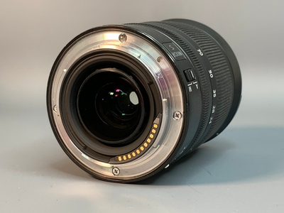 Nikon 24-70mm 4S Nikkor Z царапки на передней линзе