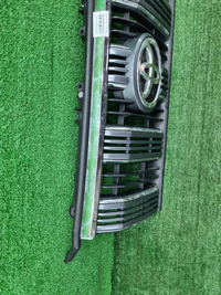 Решетка радиатора Toyota LC Prado 150 (2017-н.в.)