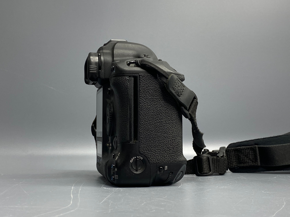 Canon EOS 1D Mark III