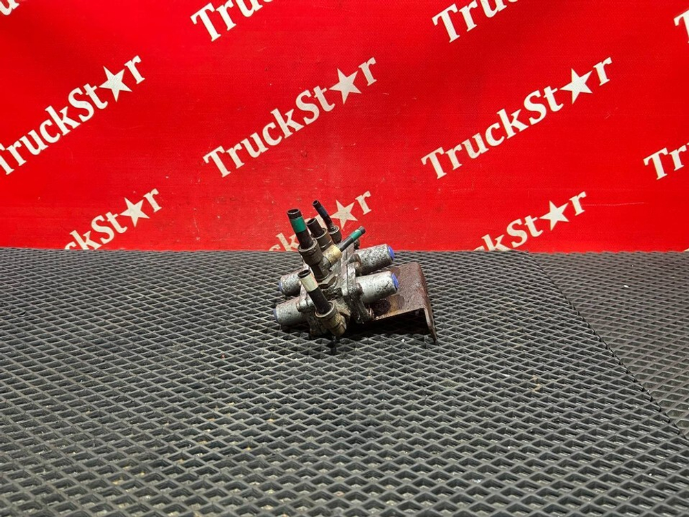 Кран защитный 4-х контурный