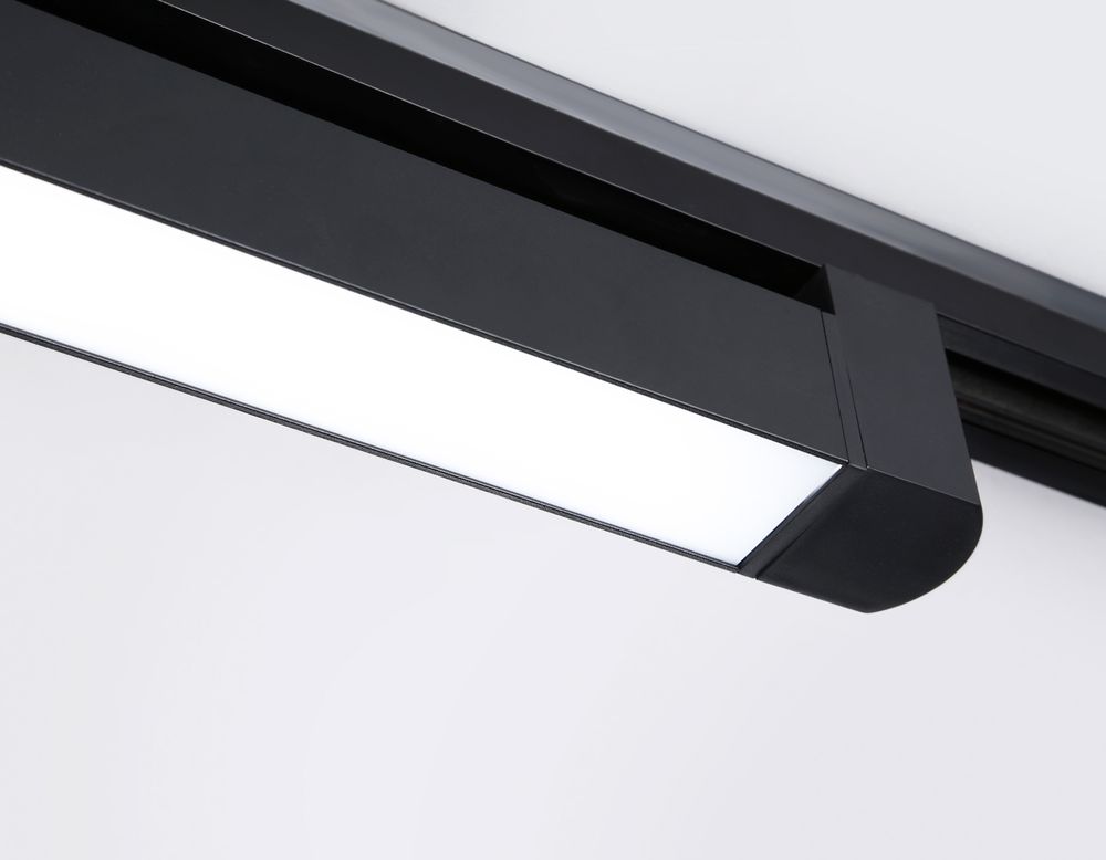 Ambrella Трековый однофазный светодиодный светильник Track System GL6745