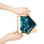 Деревянная менажница из кедра с эпоксидной смолой