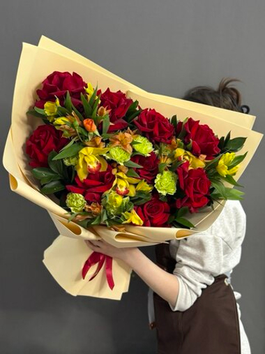 Авторский букет с французскими розами