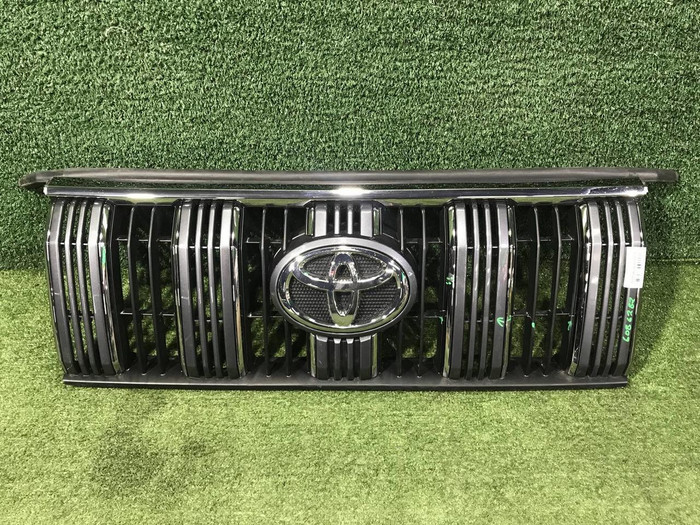Решетка радиатора Toyota Land Cruiser Prado 150 (2017-н.в.)