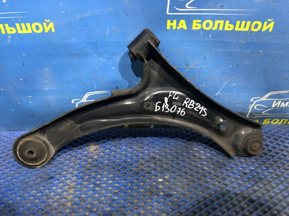 Рычаг передний левый SUZUKI AERIO 2001-2007