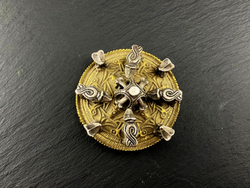 Фибула. Гнездово 10 в. (круглая)