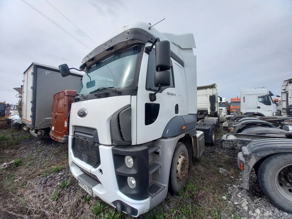 Ford Cargo 4x2 Седельный тягач Cargo (Дизельный, 12,7 л, 420 л.с., МТ)