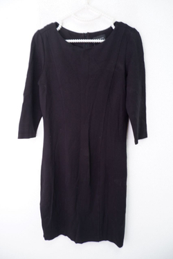 Платье Sela практичное 44 размер