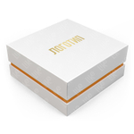 Картонный футляр с прослойкой под кольцо и серьги.