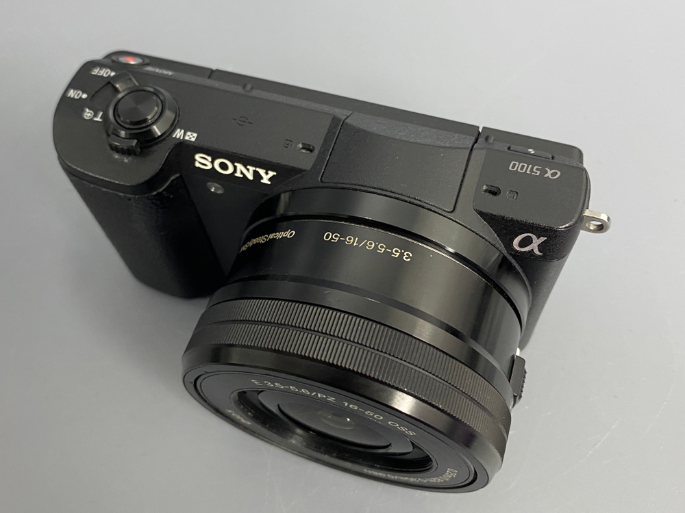 Sony Alpha A5100 E PZ 16-50mm 11.000 кадров