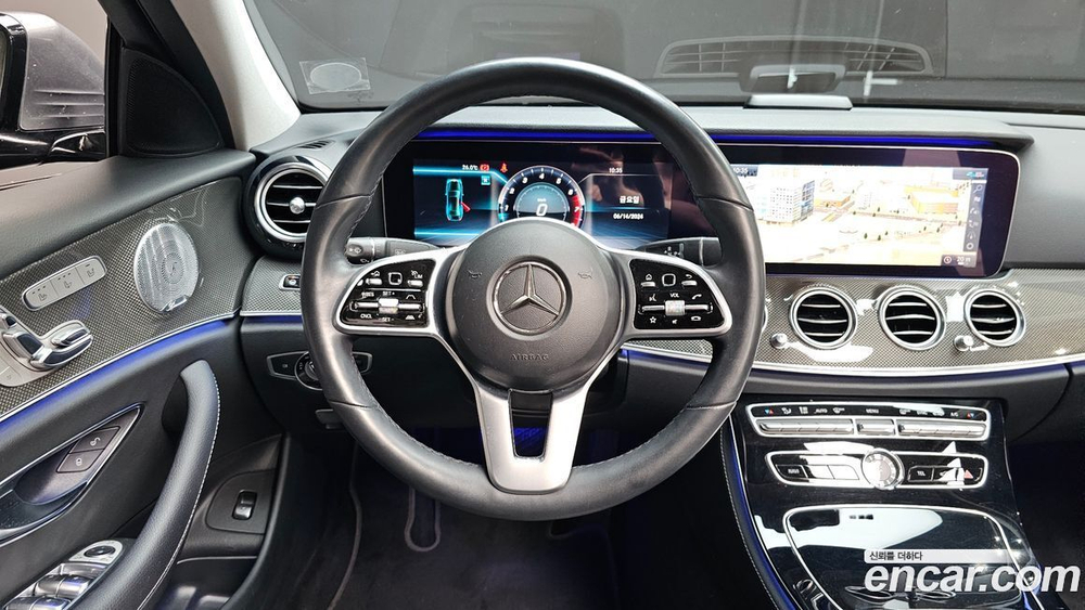 Mercedes-Benz E-Class W213 E300 4MATIC AMG Line (06.2020)