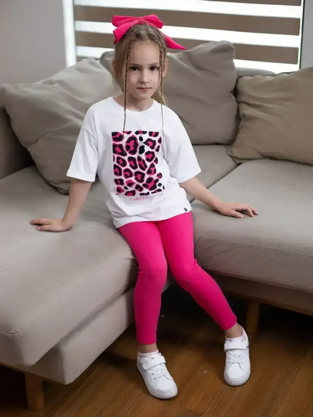 Костюм для девочки на осень