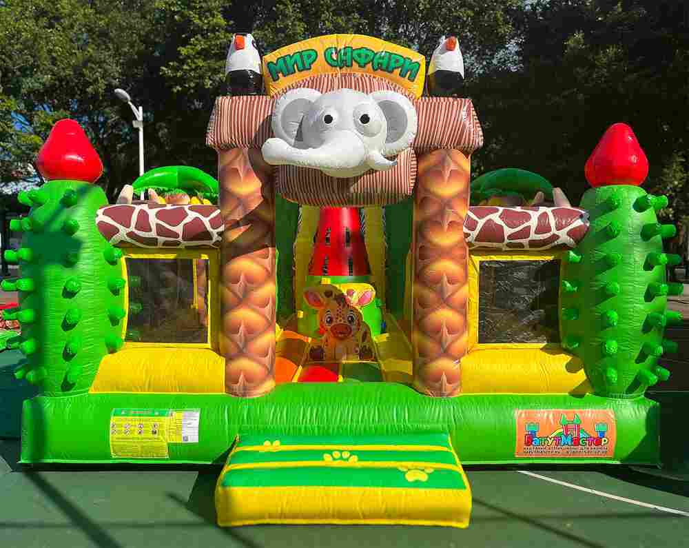 Коммерческий надувной батут «Сафари Ультра», 10*5*6 м.