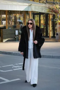 Шуба 18186-3 Фабрика Моды