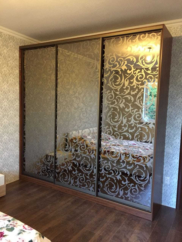 ШКАФЫ НА ЗАКАЗ ЛЮБОГО  РАЗМЕРА