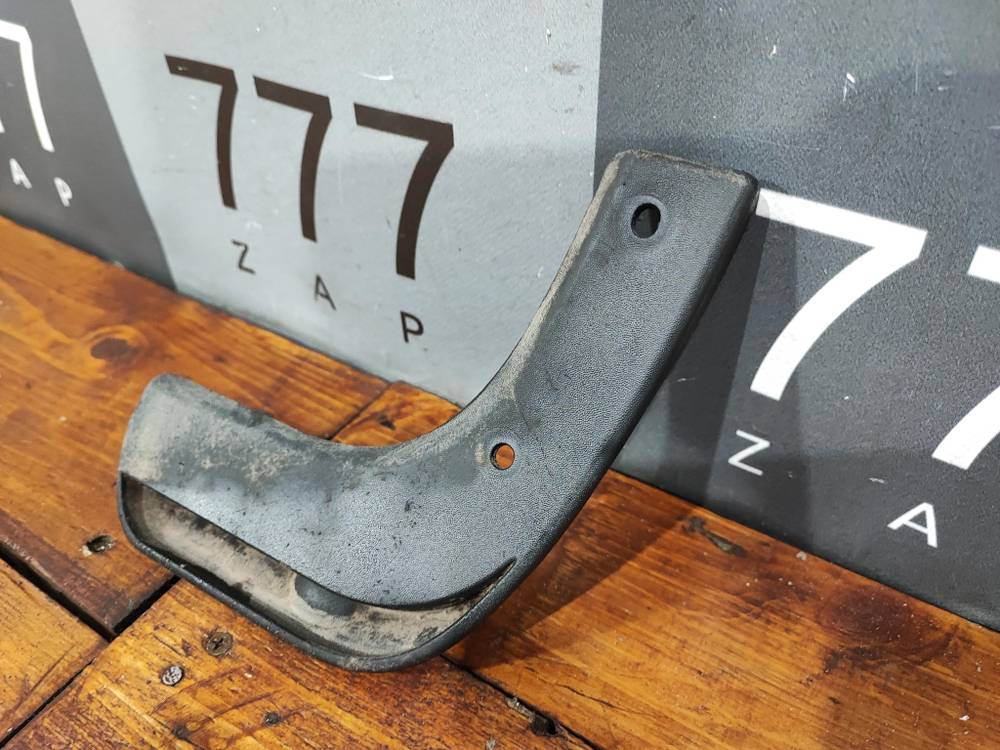 Брызговик задний левый Kia Rio 4 X-Line 17-20 Б/У Оригинал 86841H0500