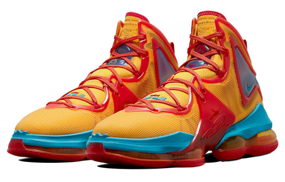 Кроссовки Nike Lebron 19 "Tune Squad"