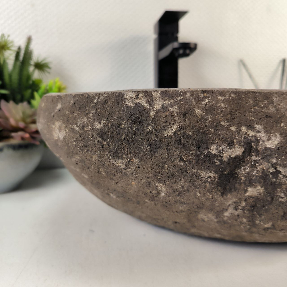 Раковина из речного камня RS-65294 42*37*15 0861