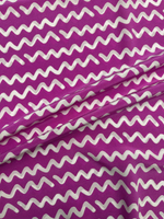 Шелк ROSSO 35 цикламеновый с белыми волнами