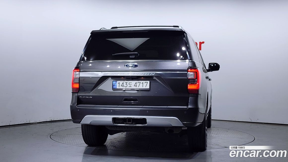 Ford Expedition Platinum 4WD (04.2021)