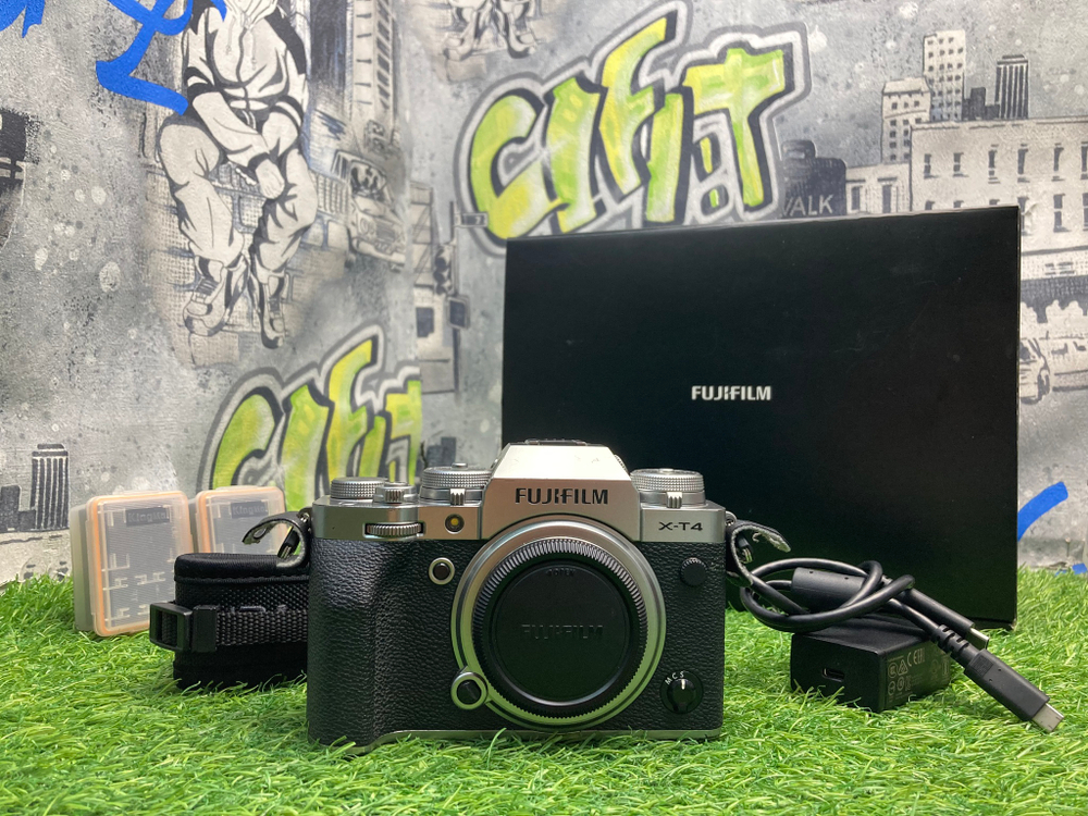FujiFilm X-T4 Silver